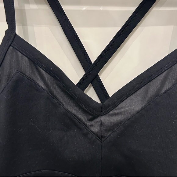 Alo black athletic tank size Medium - Picture 2 of 5